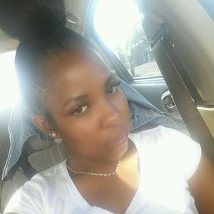 Meet your Posher, Antisha